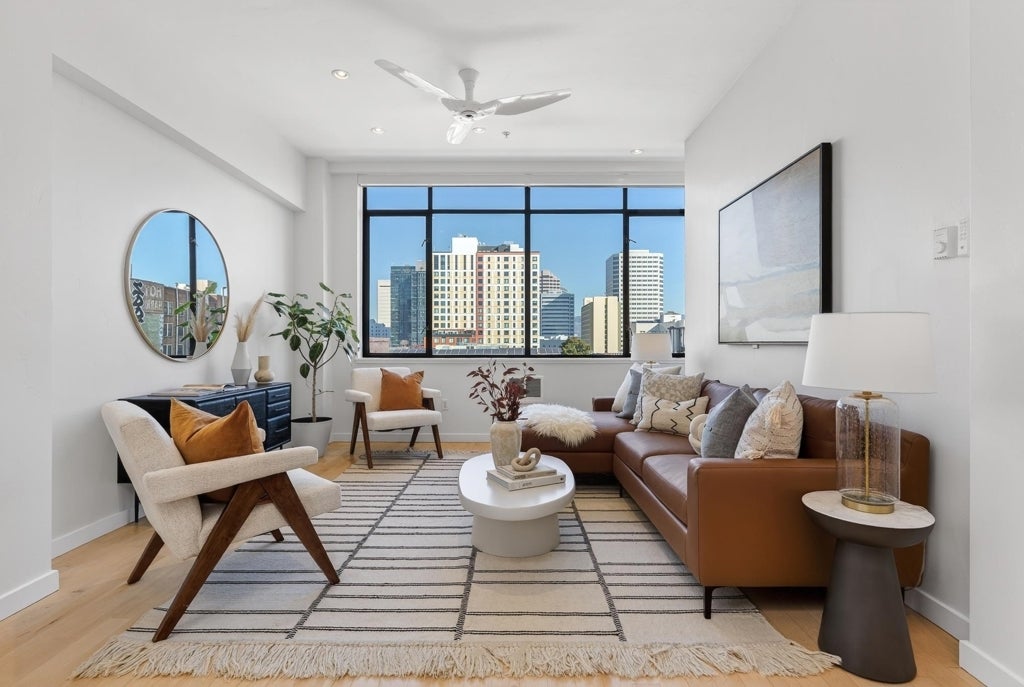 Photo of Listing #41120991