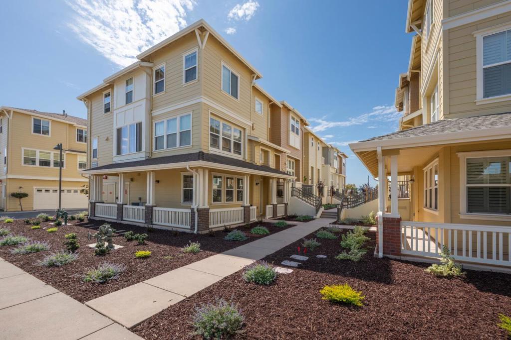 Photo of Listing #ML82031310