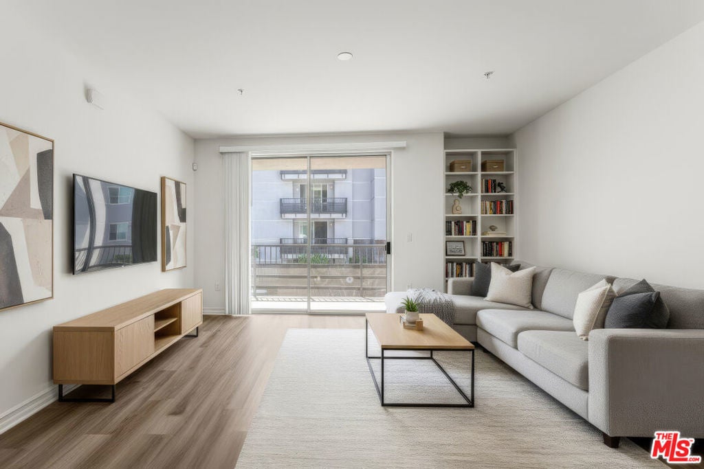 Photo of Listing #26638669