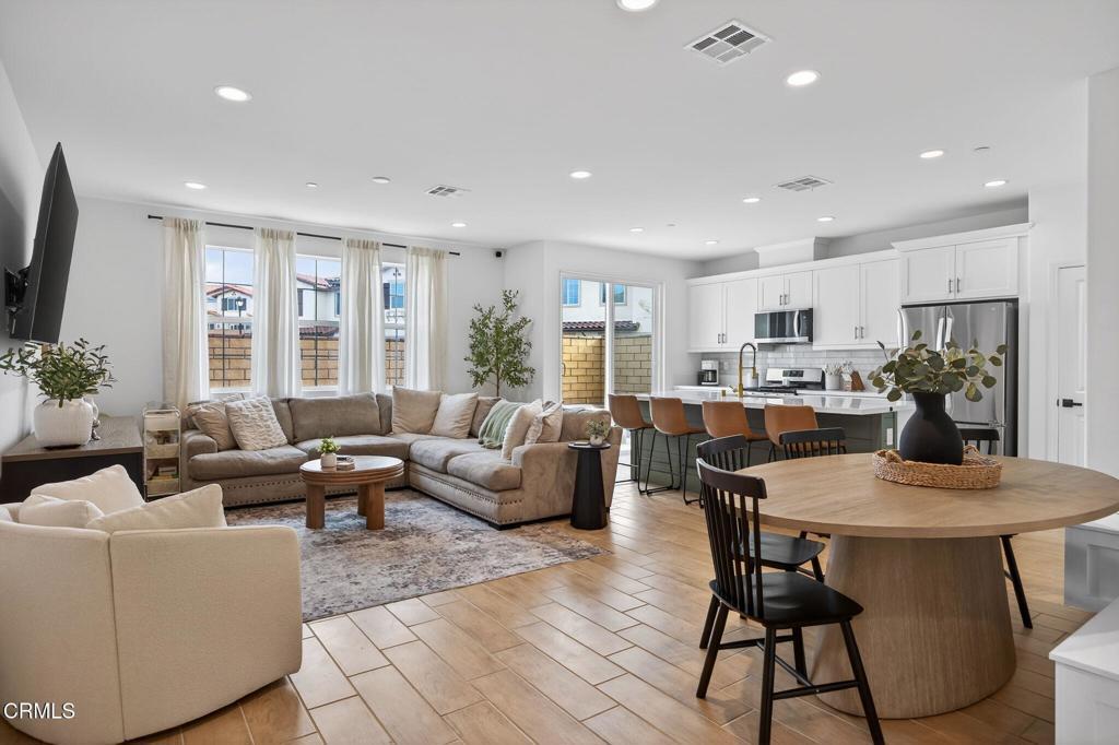 246 San Miguel Island Drive, Camarillo