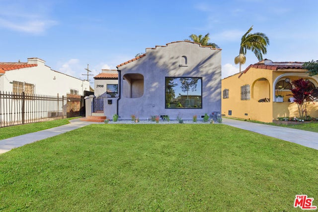 2908 Somerset Drive, Los Angeles