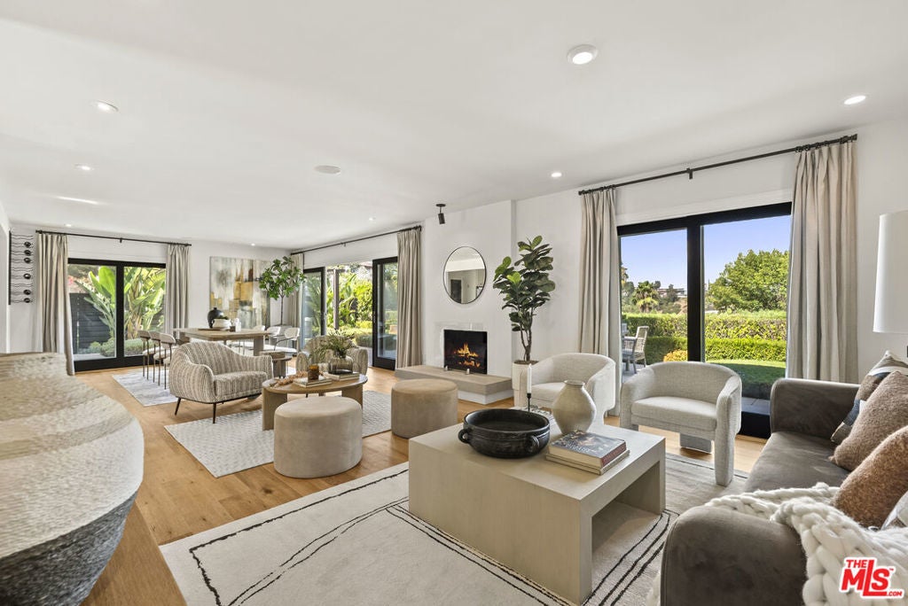 Photo of Listing #26638365