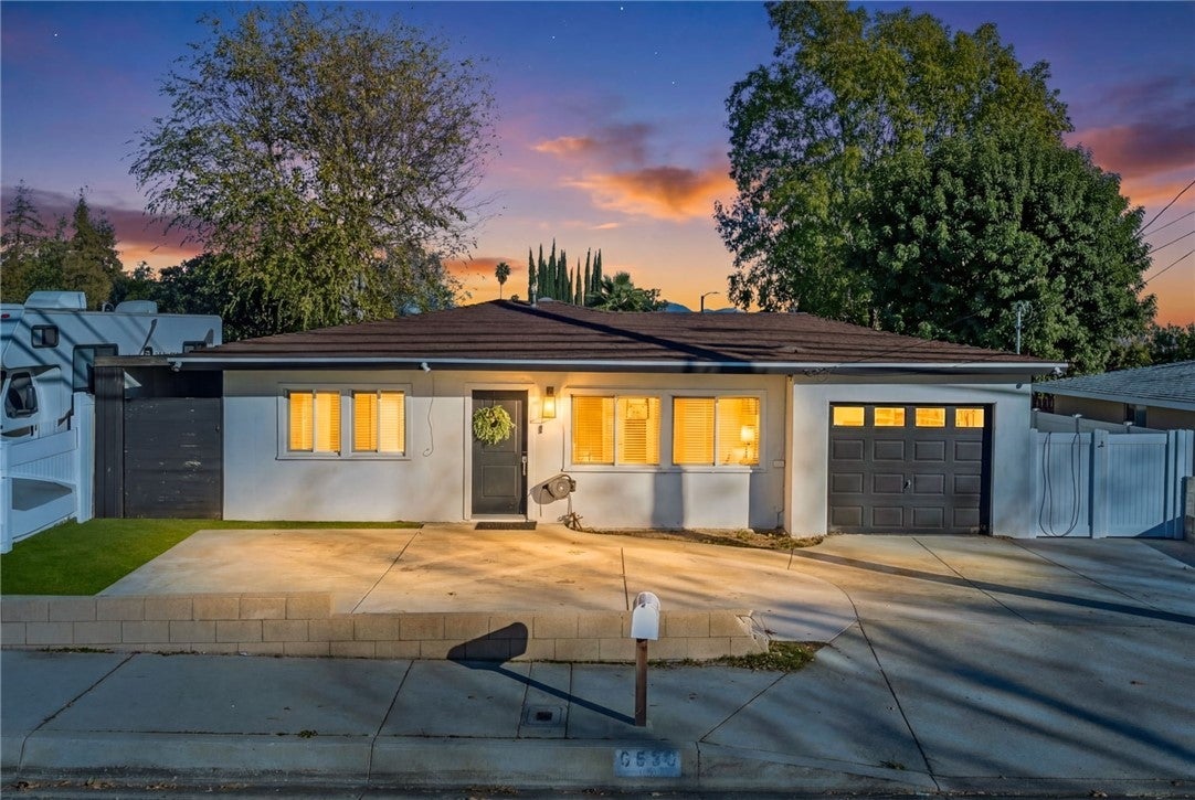 Photo of Listing #IV26010542