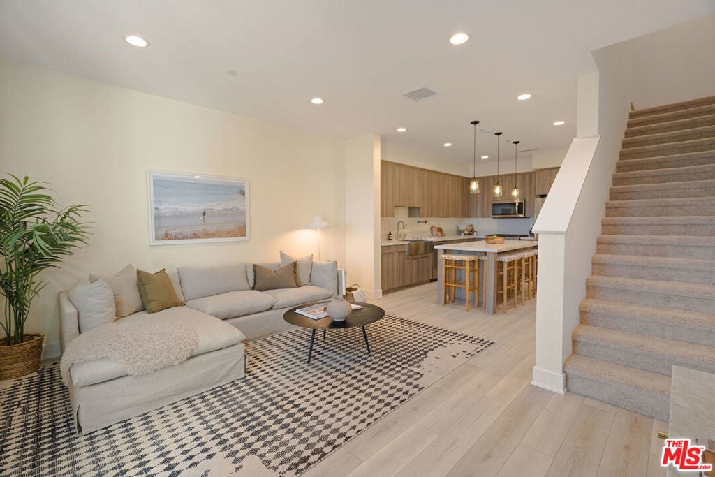 Photo of Listing #26638463