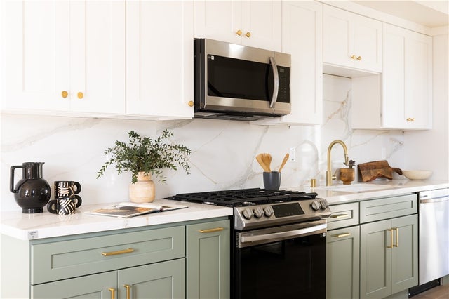 5443 Blackwelder, Los Angeles