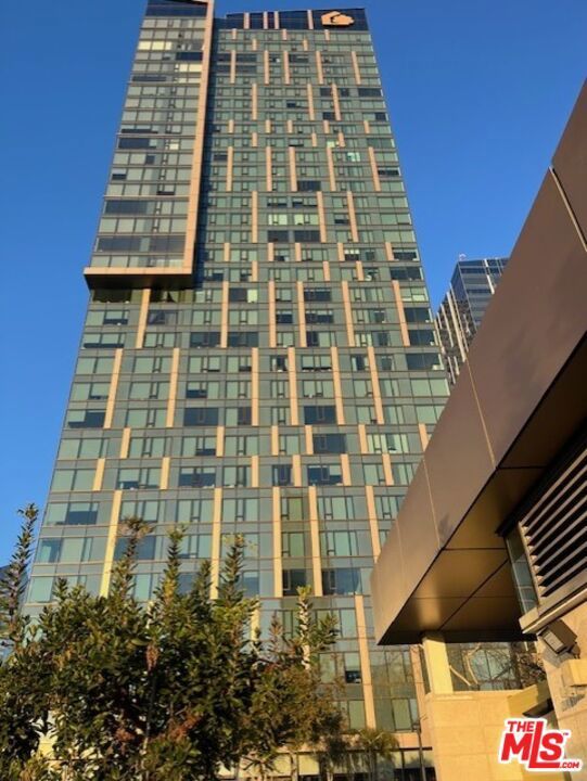 889 Francisco Street 710, Los Angeles