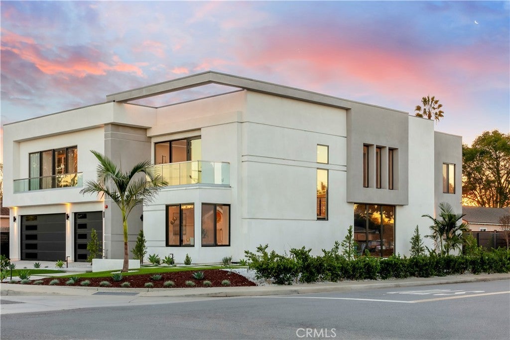 853 Oak, Costa Mesa