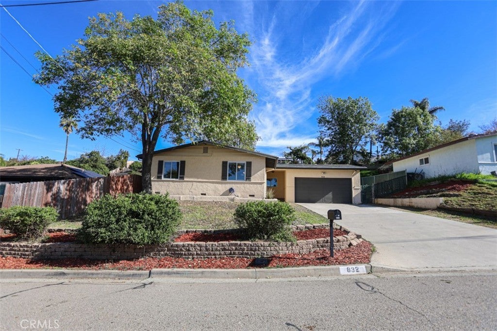 Photo of Listing #OC26008373