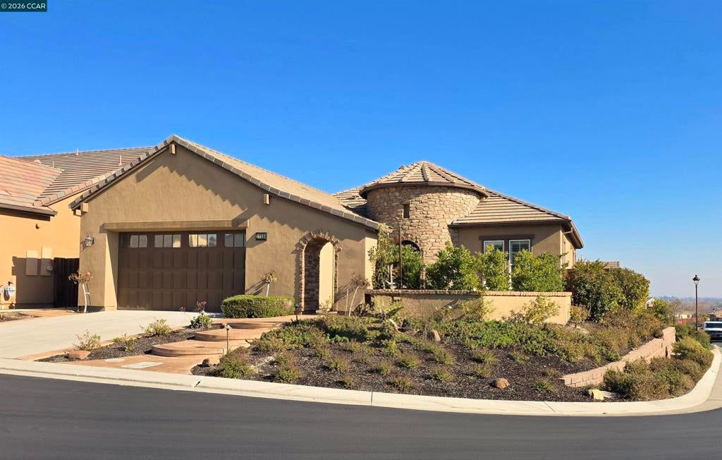 Photo of Listing #41121052