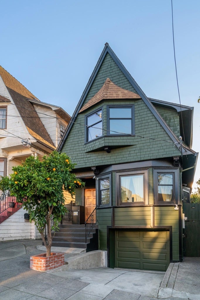 Photo of Listing #41121059