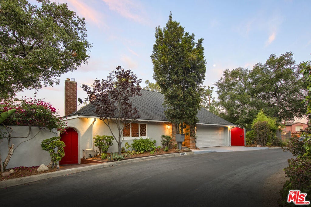 Photo of Listing #26637407