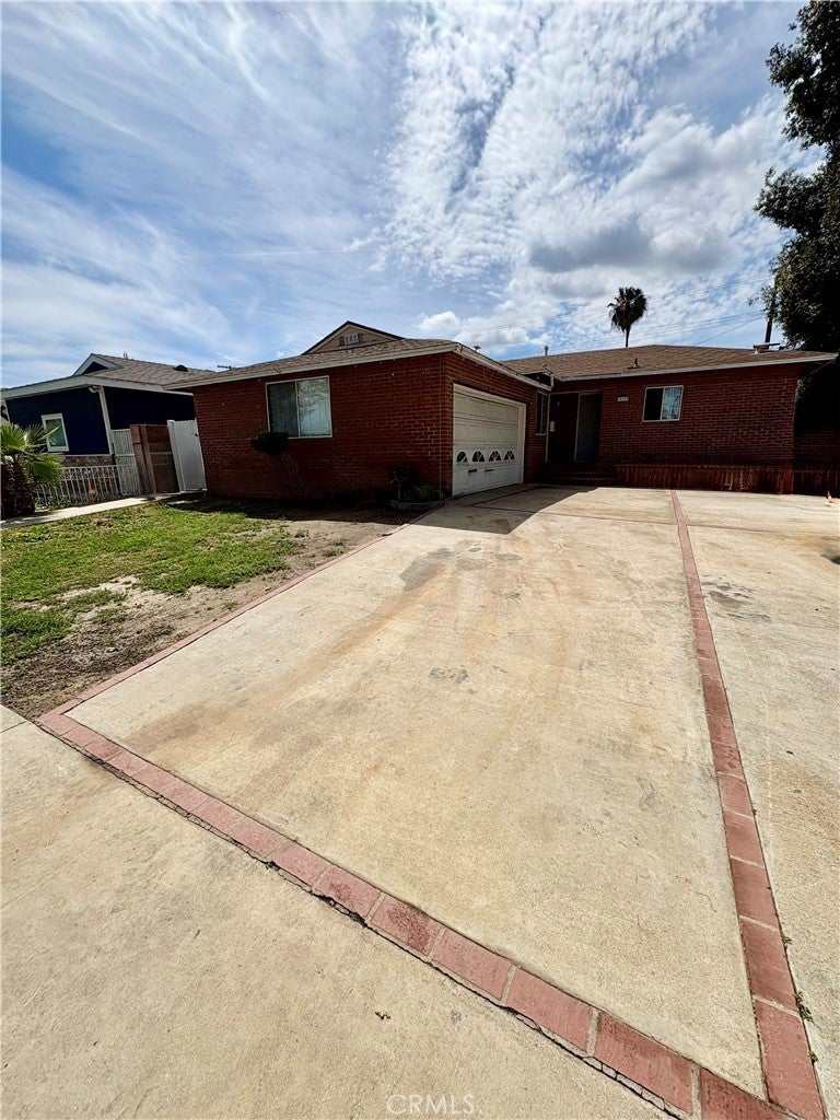 Photo of Listing #RS26010905