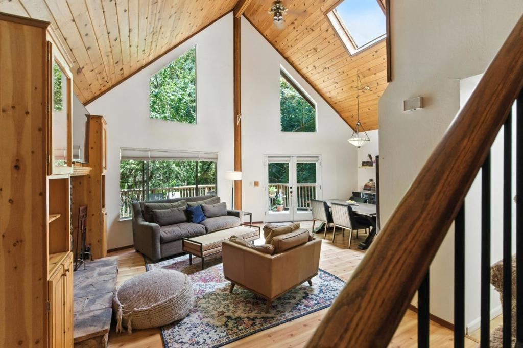 Photo of Listing #ML82031481