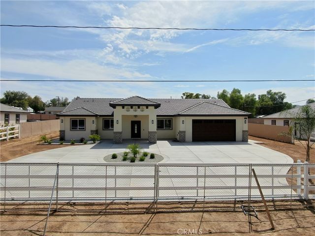 20553 Hunter, Perris