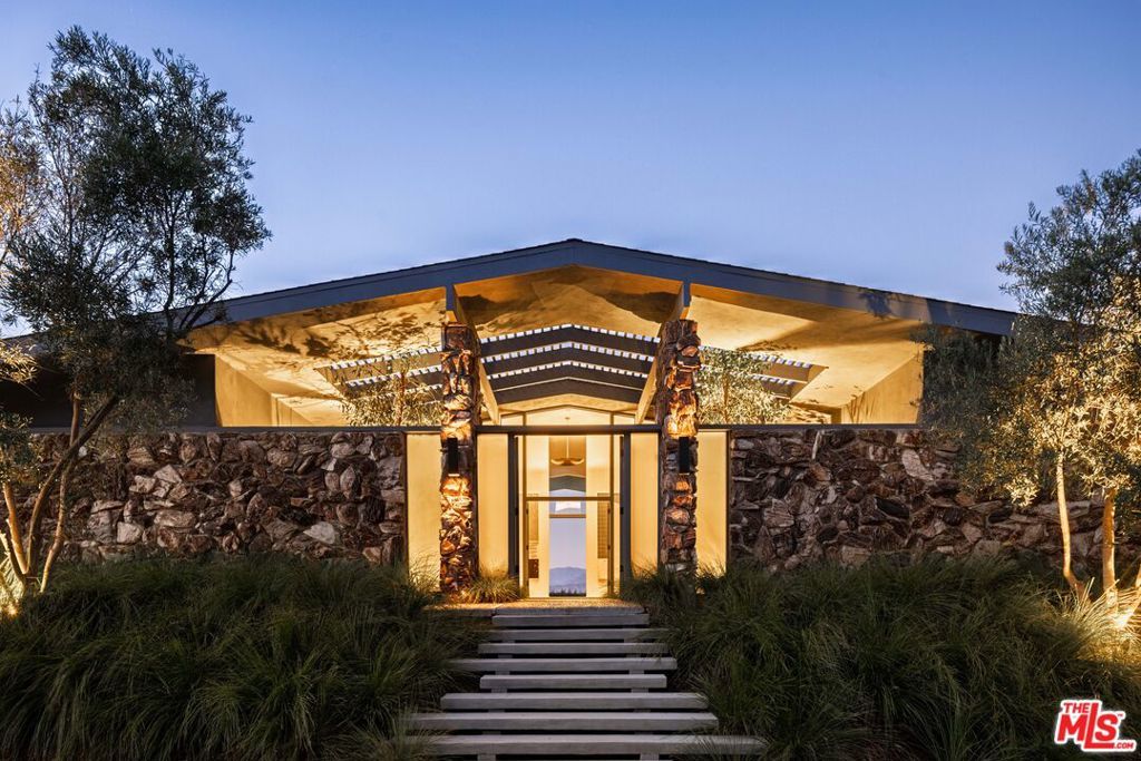 Photo of Listing #26639251