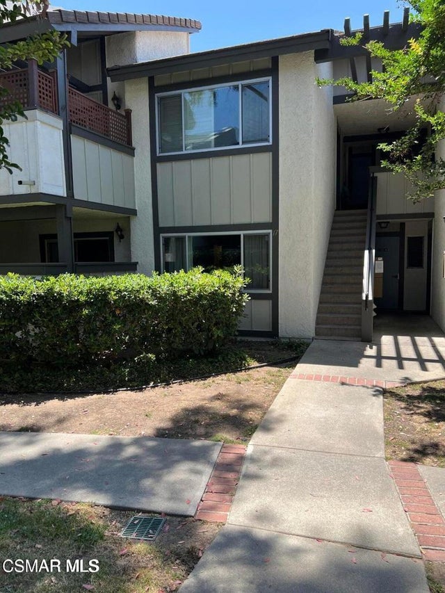 1342 E Hillcrest Drive # 17, Thousand Oaks
