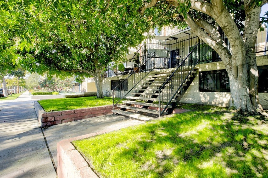 909 E Garfield Avenue # 4, Glendale