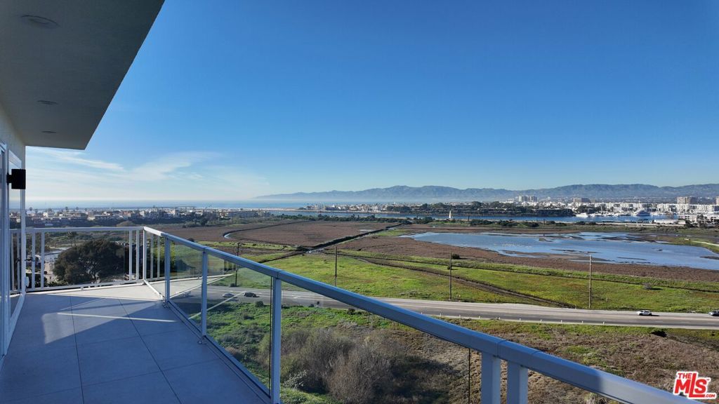 Photo of Listing #26638661