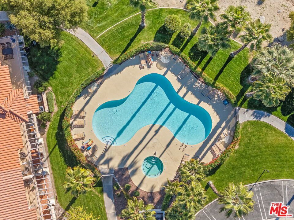 Photo of Listing #26639395