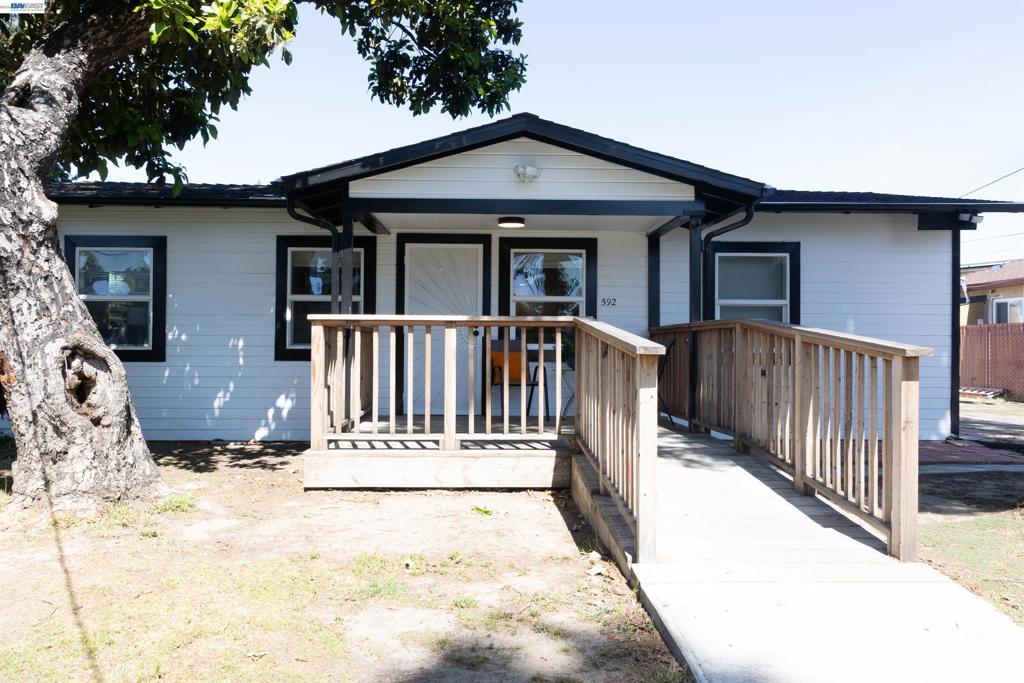 Photo of Listing #41121198