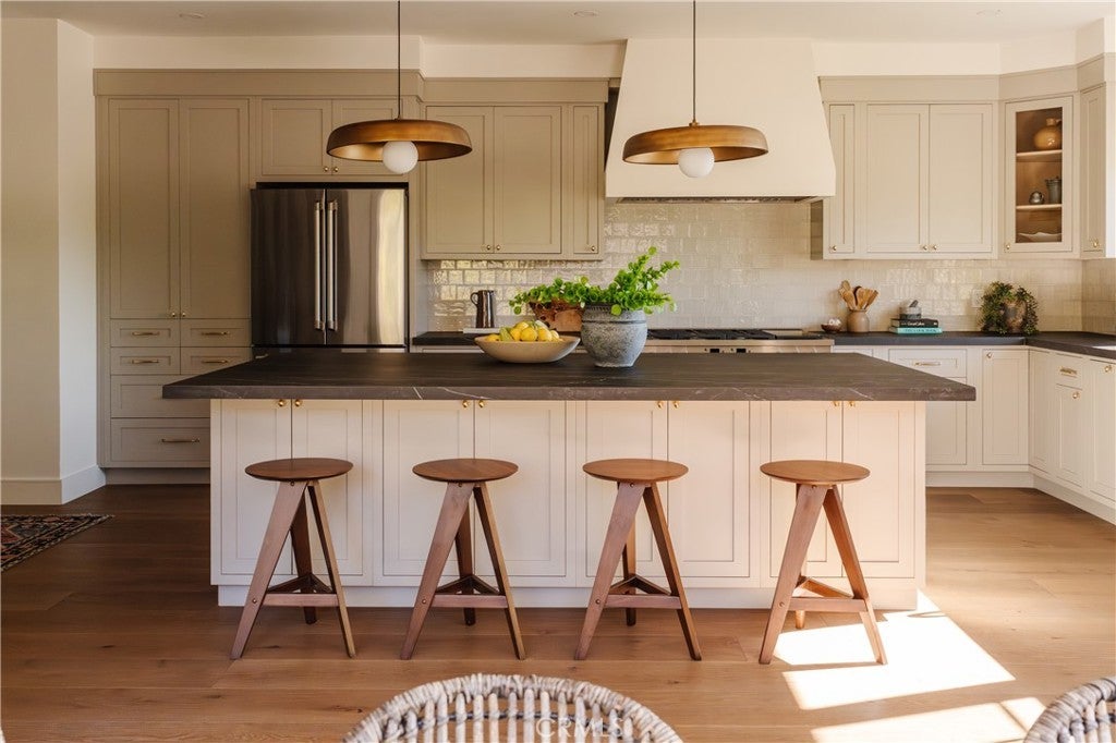 Photo of Listing #LG26005597