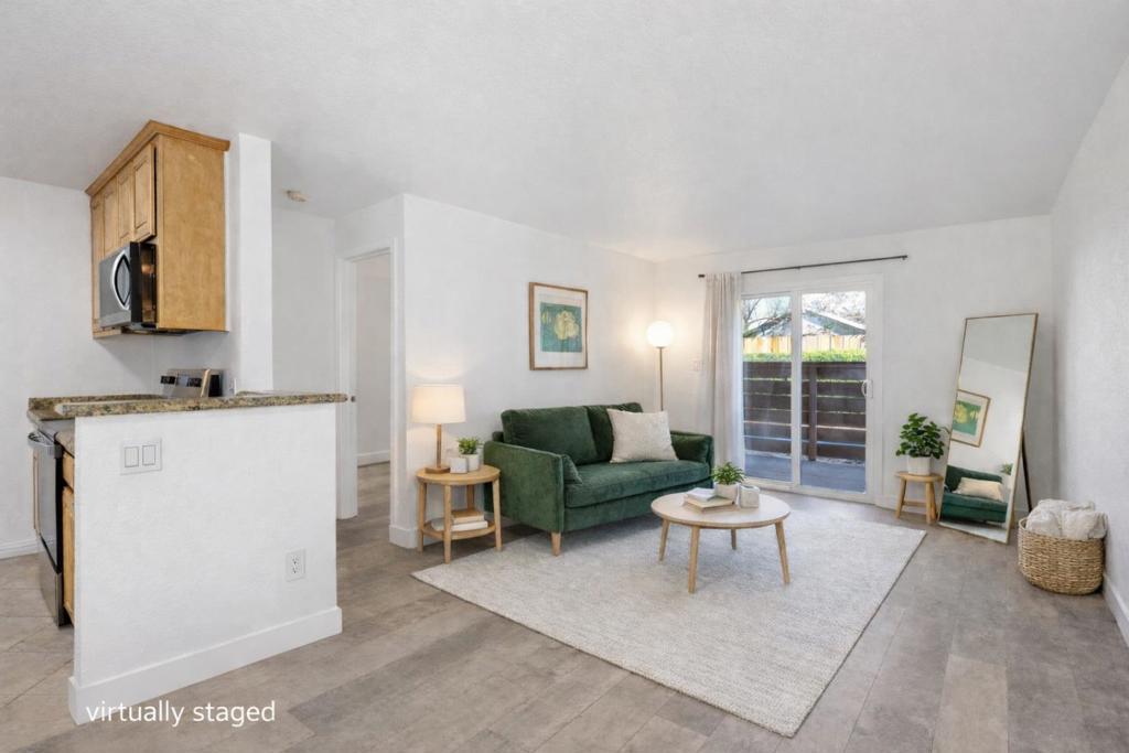 Photo of Listing #ML82031585