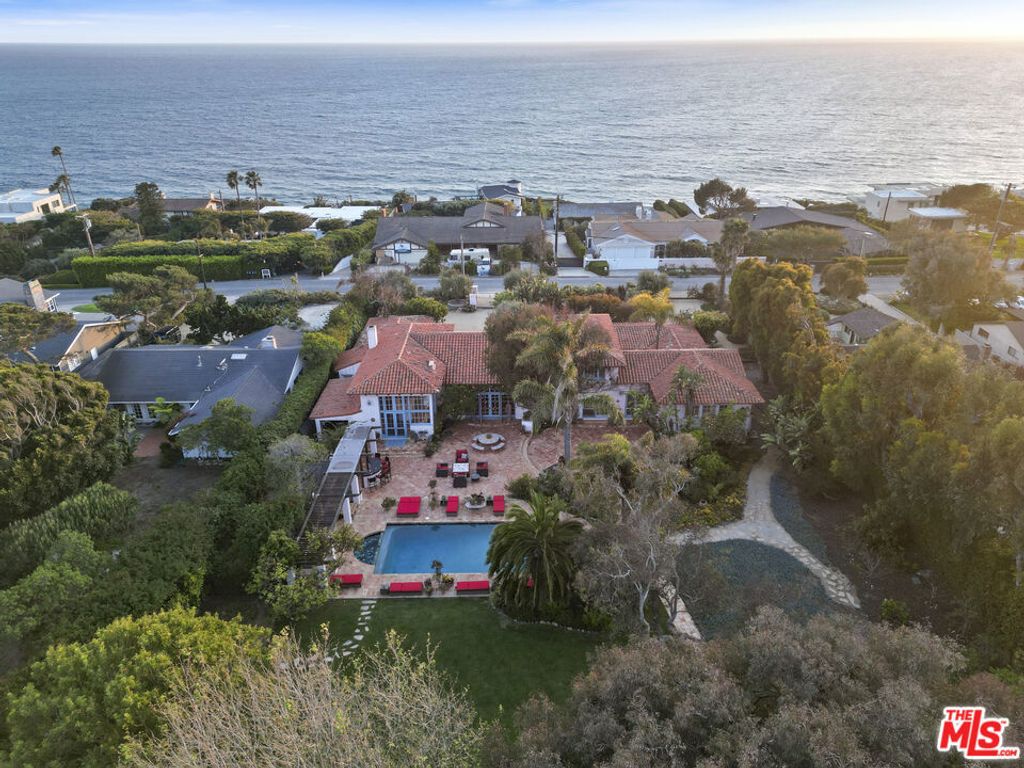 7332 Birdview Avenue, Malibu