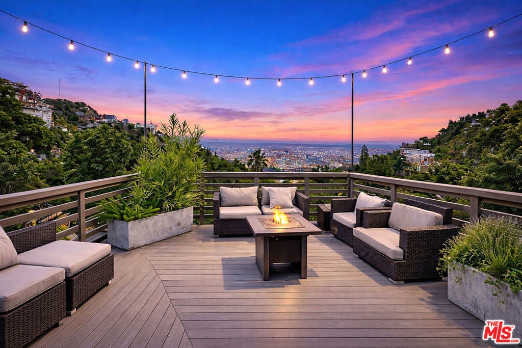 Photo of Listing #26639757