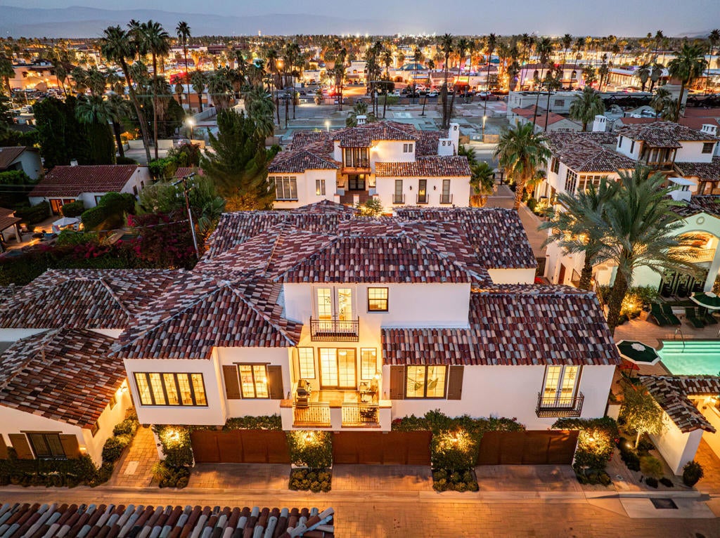 233 Calle La Soledad, Palm Springs
