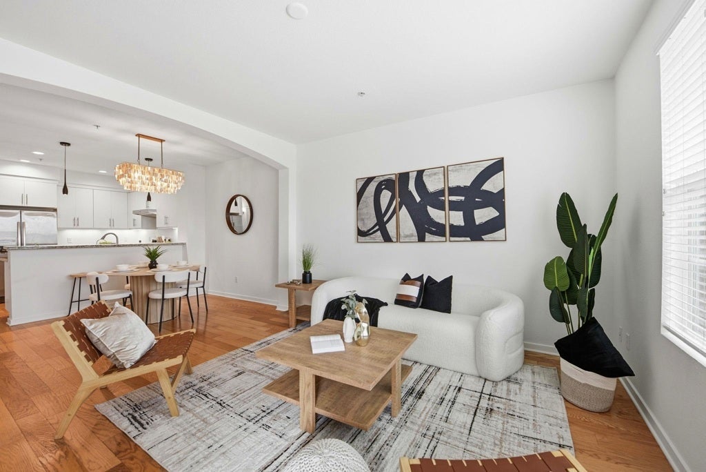 Photo of Listing #41121323