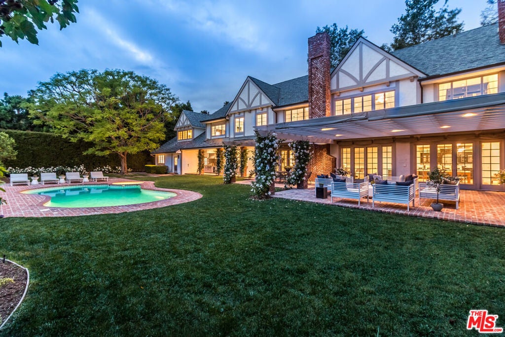 Photo of Listing #26639979