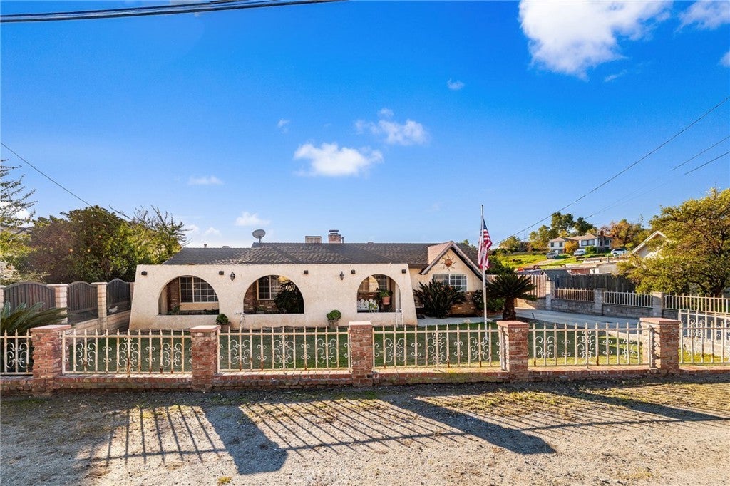 Photo of Listing #CV26012895