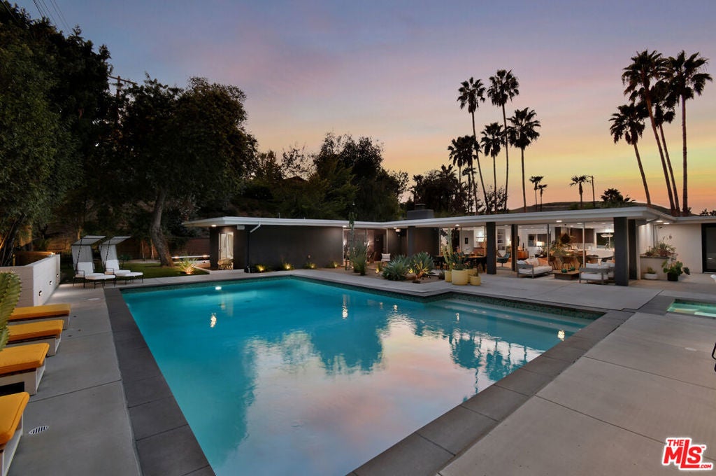 Photo of Listing #26638499