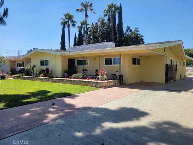 7015 N Atlantic Place, Long Beach