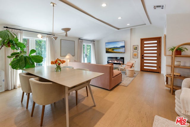 1758 Prospect Drive, Los Angeles