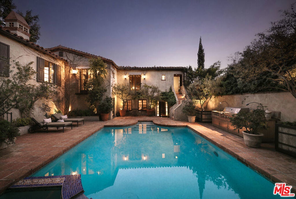 Photo of Listing #26639451