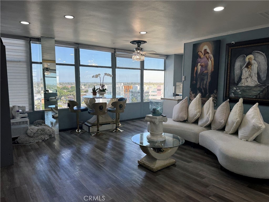 Photo of Listing #RS26013356