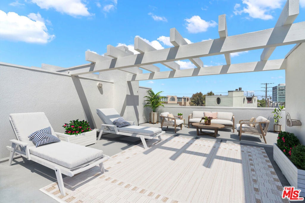 Photo of Listing #26638545