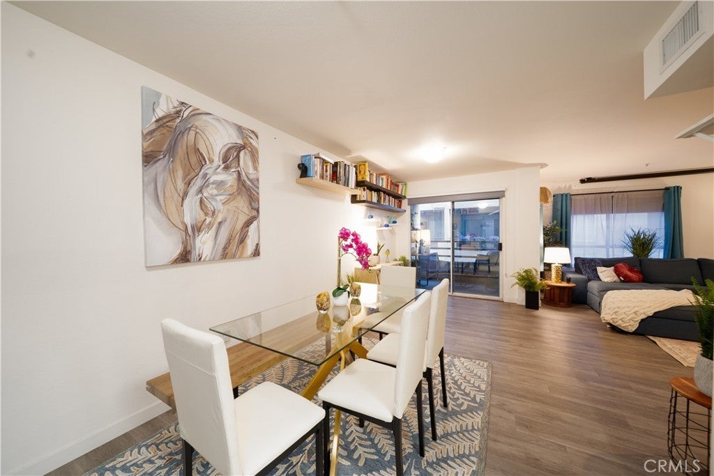 Photo of Listing #SR26008254