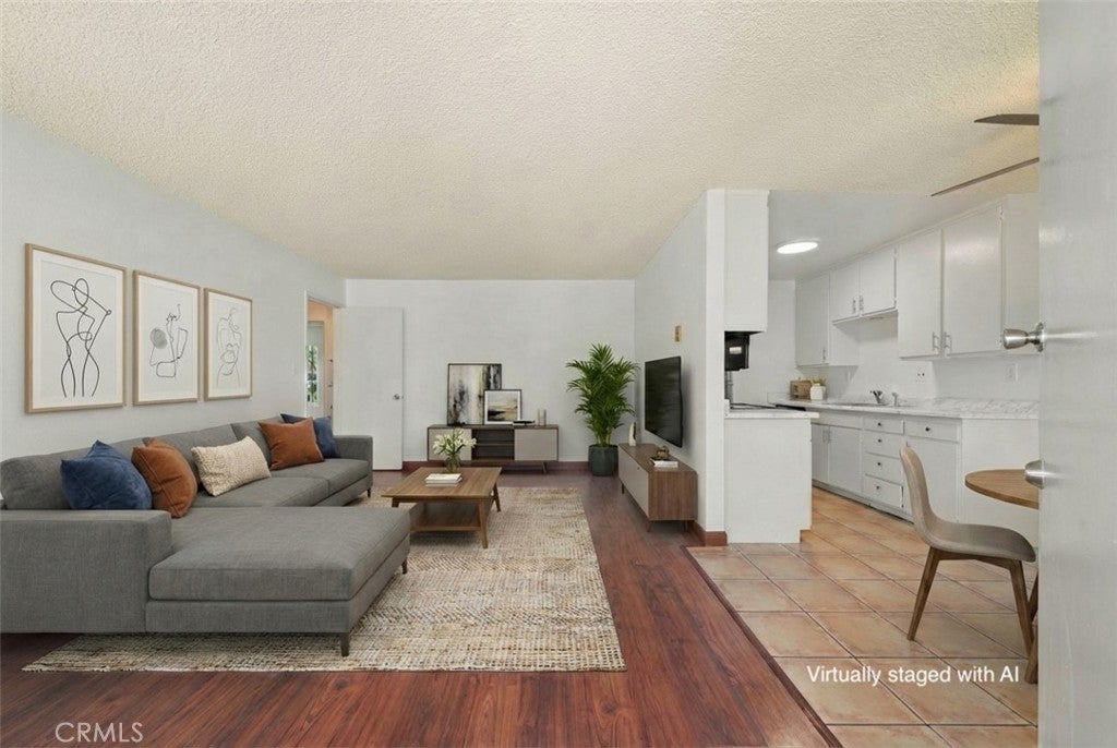 Photo of Listing #PW26009005