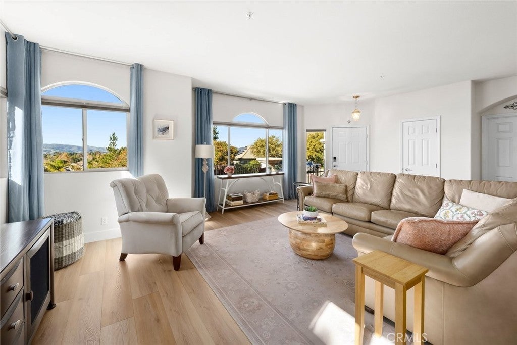 Photo of Listing #SC25273131