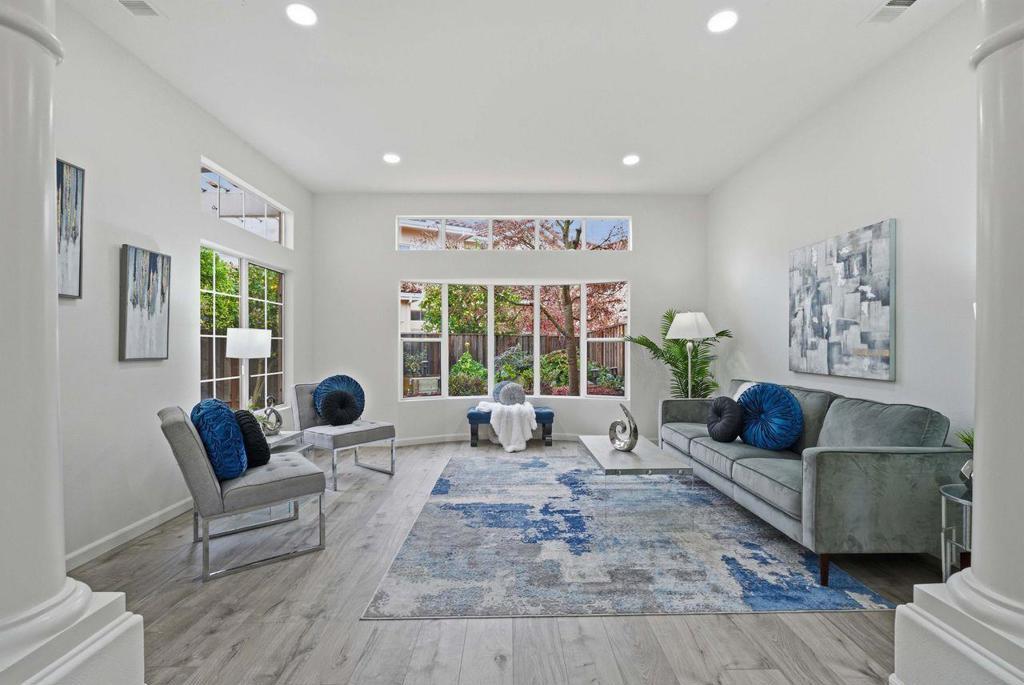 2207 Vizcaya Circle, Campbell