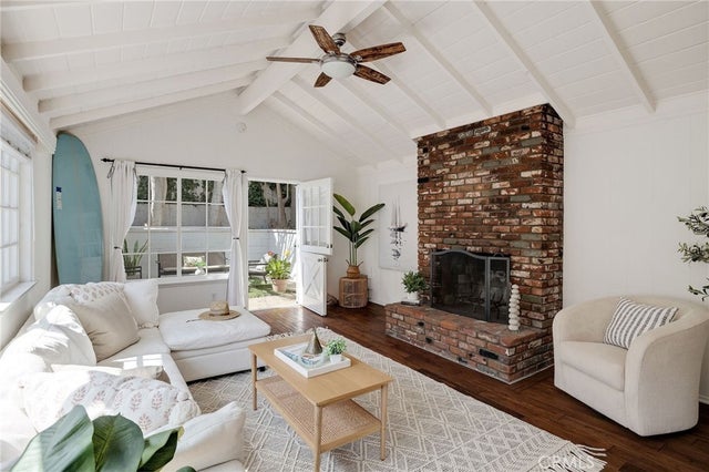 525 Manhattan Beach Blvd, Manhattan Beach.