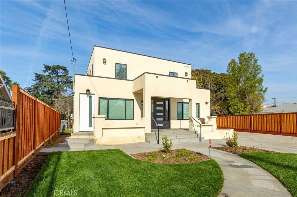 Photo of Listing #OC26013704