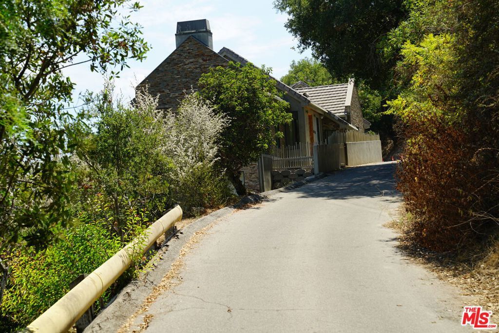 Photo of Listing #26639051