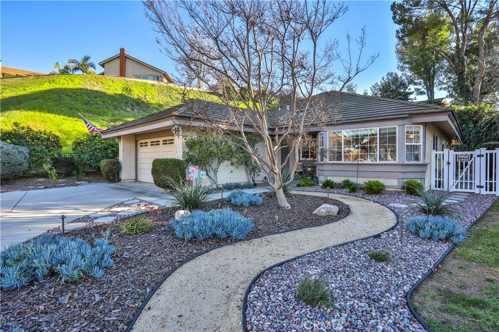 Photo of Listing #CV26012950