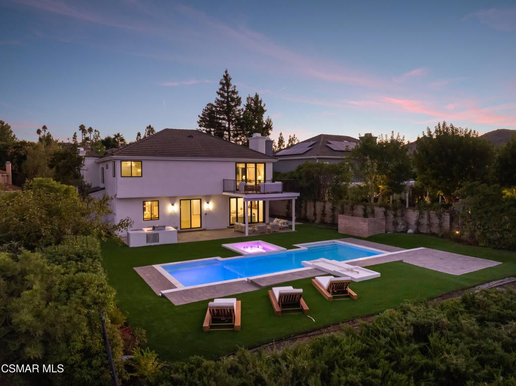 Photo of Listing #226000297