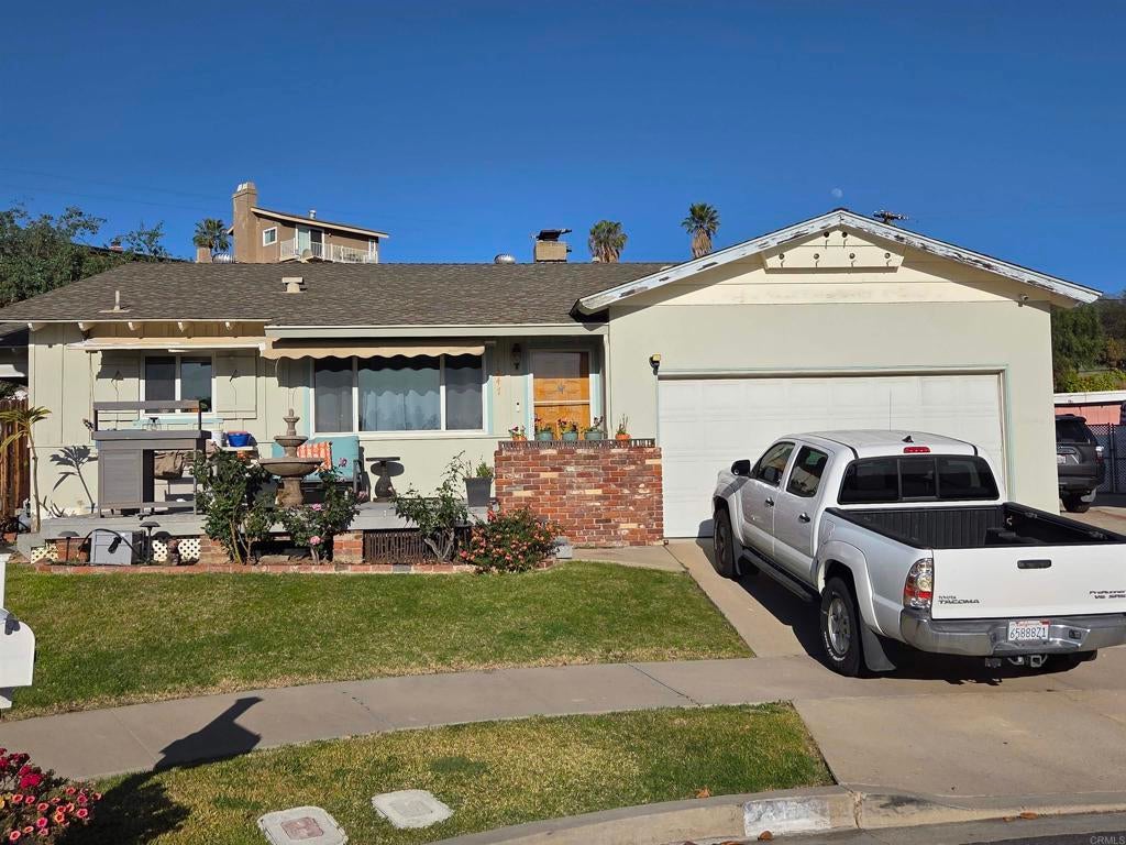 Photo of Listing #PTP2600518