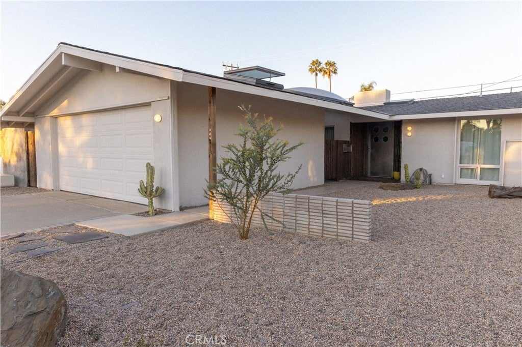 Photo of Listing #OC26009604