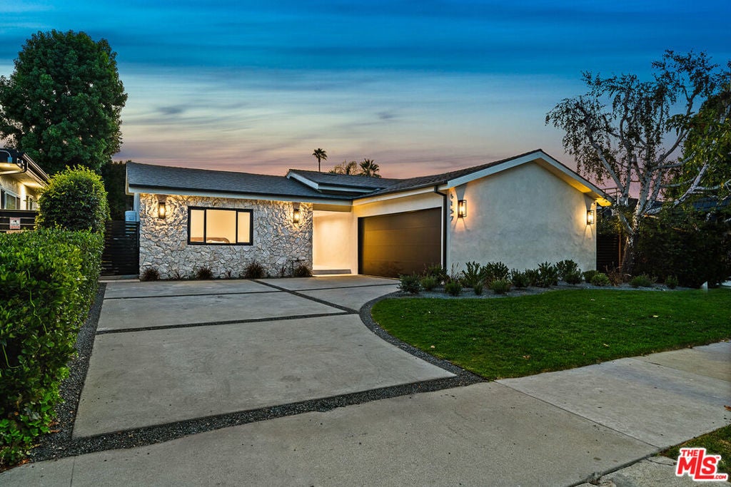 Photo of Listing #26640617